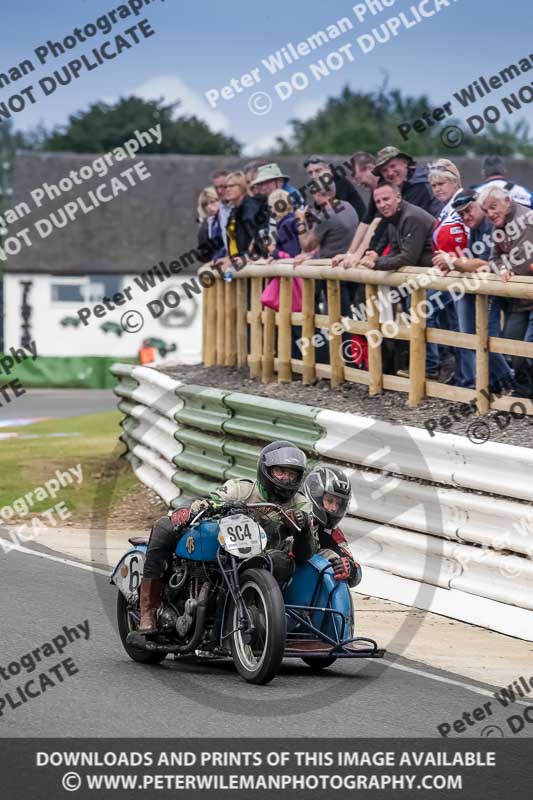 Vintage motorcycle club;eventdigitalimages;mallory park;mallory park trackday photographs;no limits trackdays;peter wileman photography;trackday digital images;trackday photos;vmcc festival 1000 bikes photographs